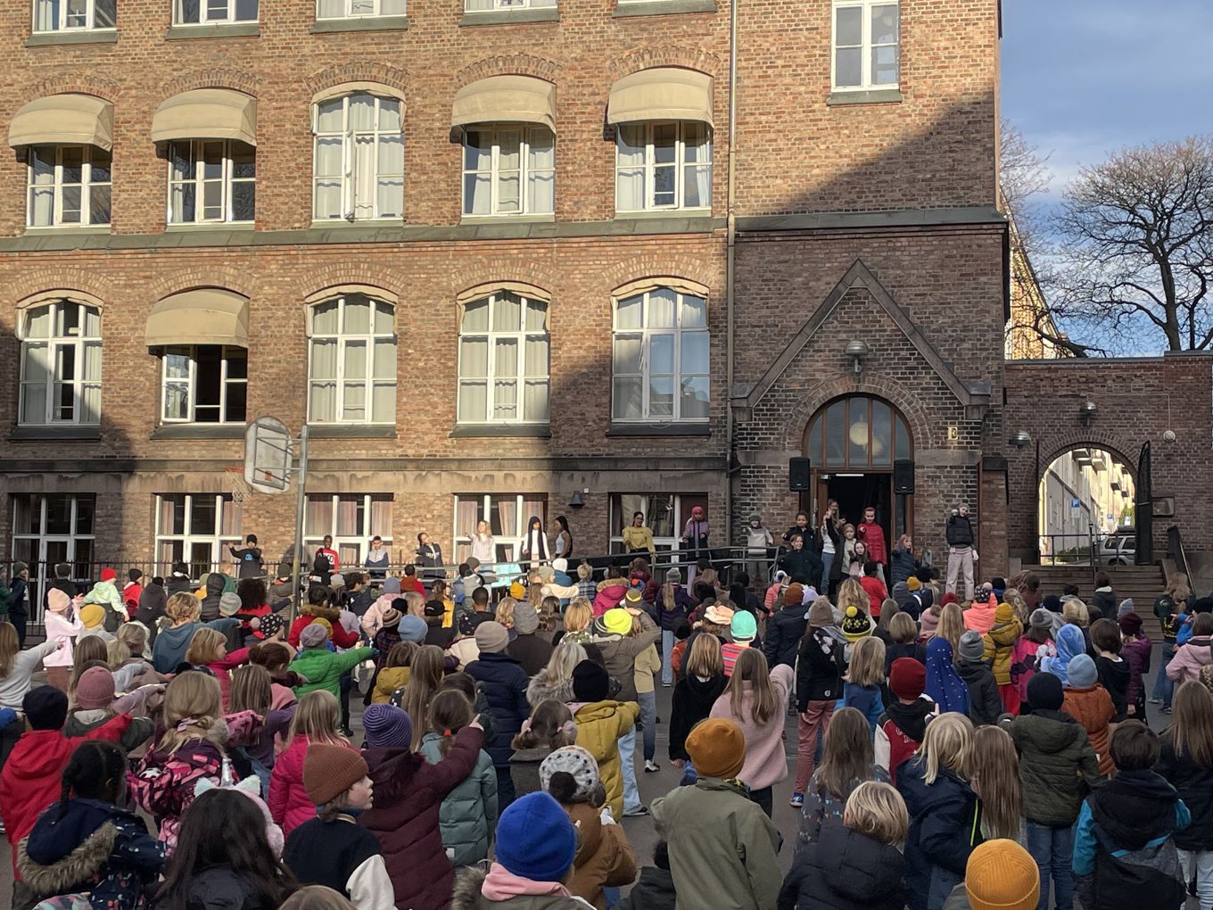 BlimMe2021-4 BlimMe2021-4