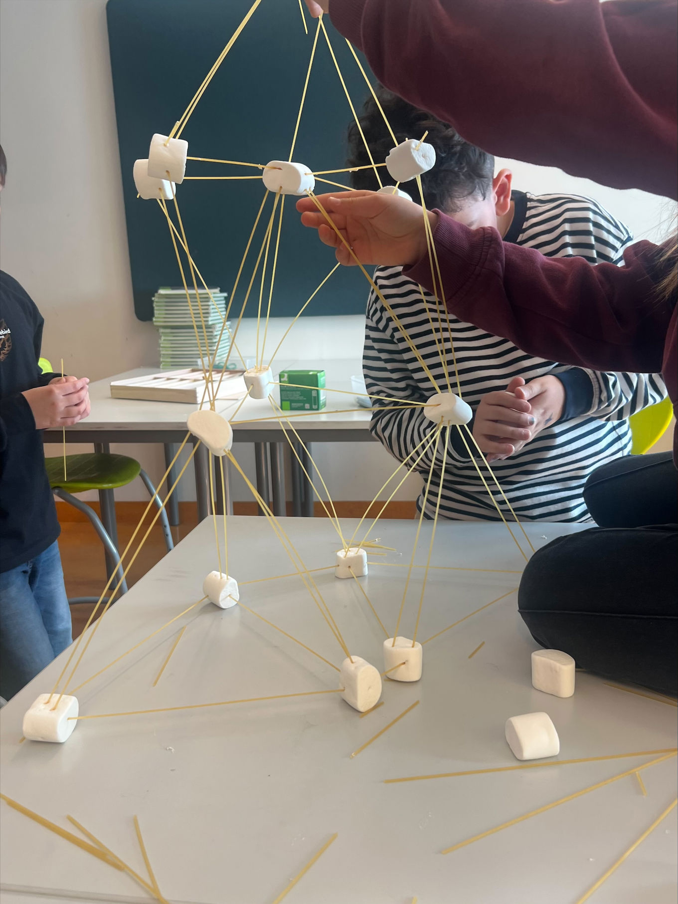 en person som spiller et spill